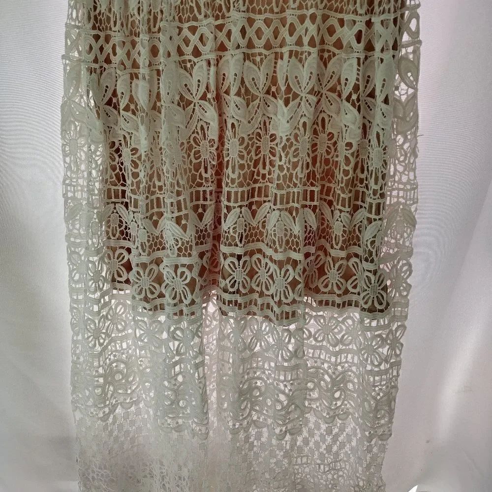 Lulus maxi dress   - Picture 3 of 11